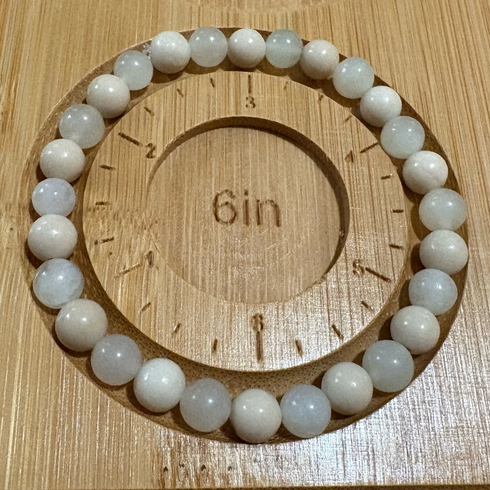 Handmade Elegant White Beaded Stretch Bracelet